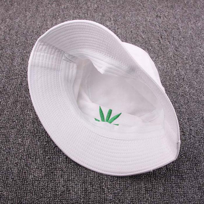 Bucket hat outlet cigarette holder