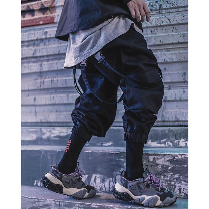 Urban Techwear : What is it and how to adopt this style? - TENSHI