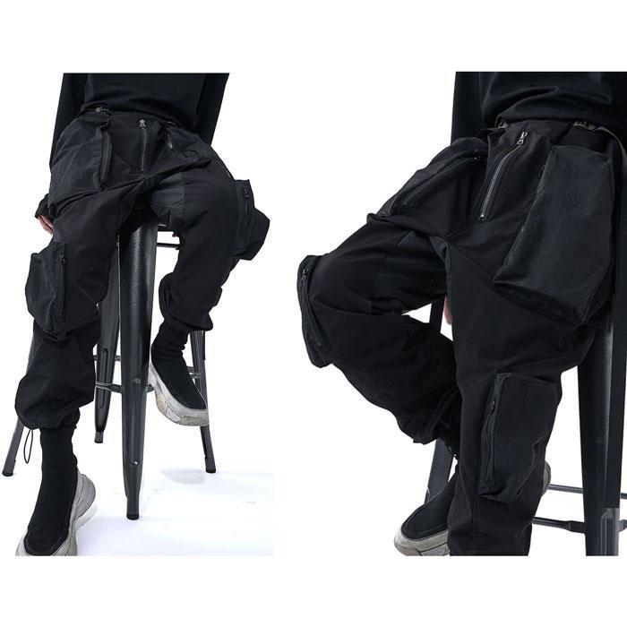 Techwear cargo pants 