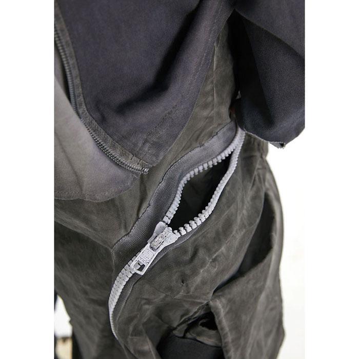 Techwear cargo pants 