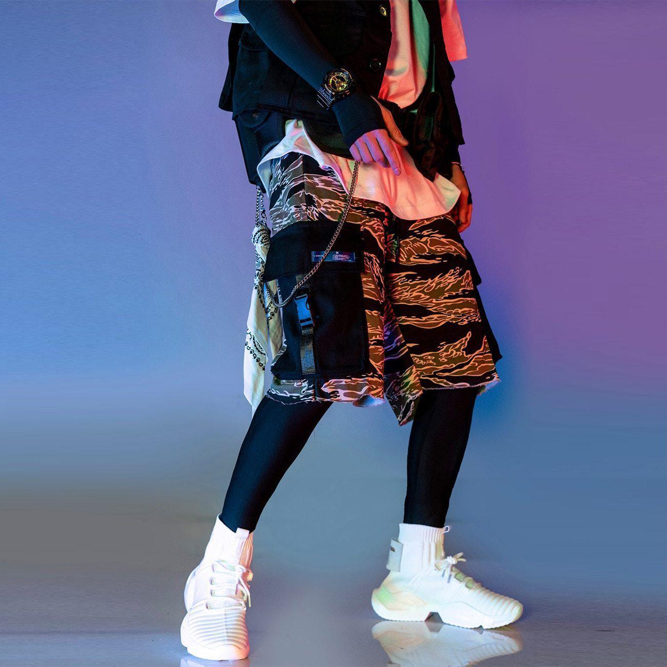 Techwear Cargo Shorts "Aburame" -TENSHI™ STREETWEAR